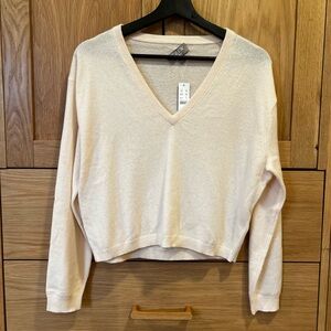 J. Crew Cashmere V Neck Sweater Heather Muslin Size XS NWT Preppy Spring Classic